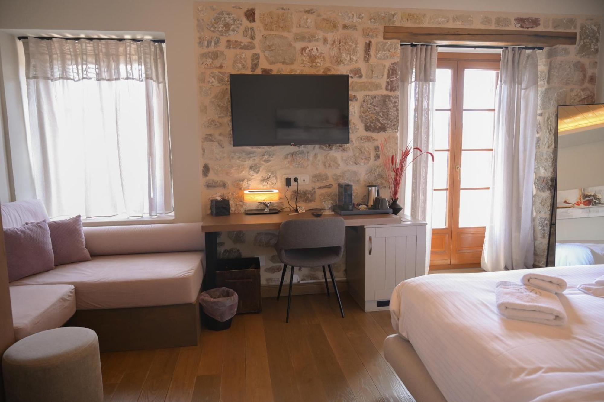 Μikri Arktos Boutique Hotel Діміцана Екстер'єр фото